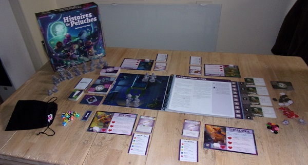 Vue d’ensemble du jeu mis en place : la table de camping ne suffira sans doute pas