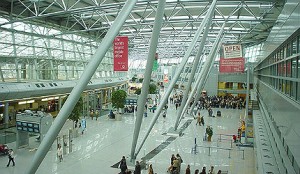 Aéroport accueillant, surtout le matin !