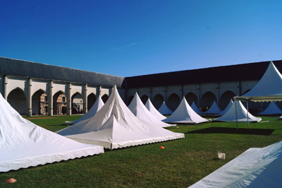 montage-tentes-orléans-joue-ludovox