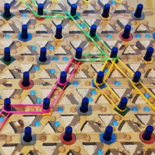 Elastium – Surprise ludique en provenance de l’Est !