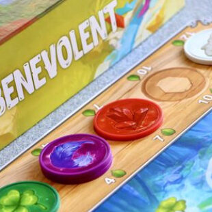 Yuri Zhuravljov (Space explorers, Viceroy) revient avec Benevolent