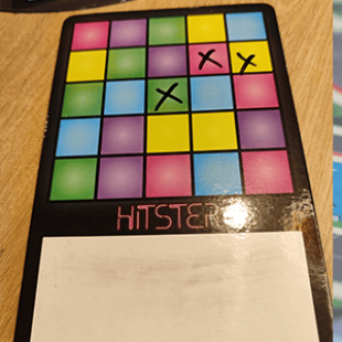 Hitster Music Bingo : Le quizz musical qui coche toutes les cases