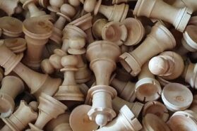 Chavet – le tourneur d’échecs en difficulté