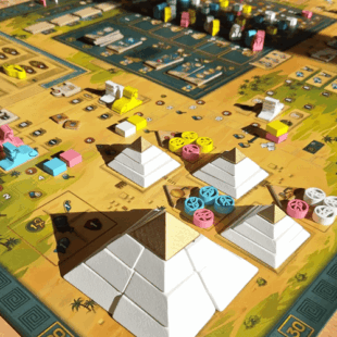 Men-Nefer : les pyramides, j’y crois dur comme fer